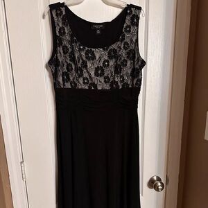 Perceptions Women’s dressy dress. Size 16pPerceptions Women’s dress size 16P